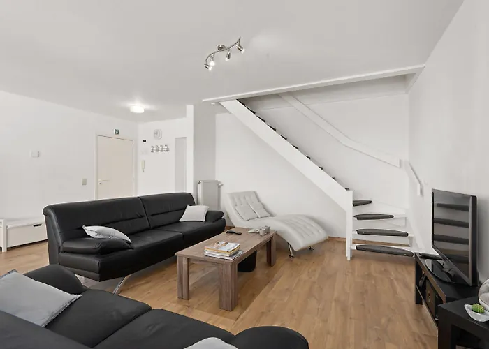 Beautiful Near Center 公寓 布兰肯贝赫